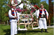 traditions in maramures picture